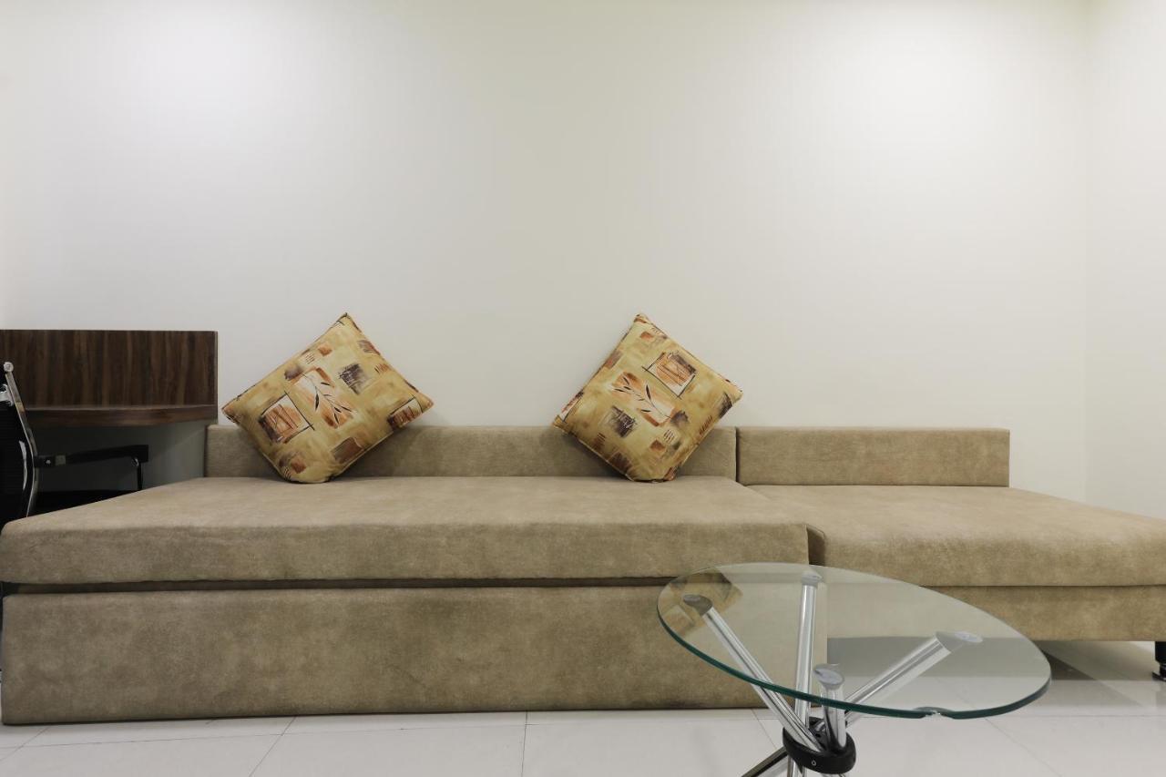 Oyo 60577 Sukhmani Residency Indore Exterior foto